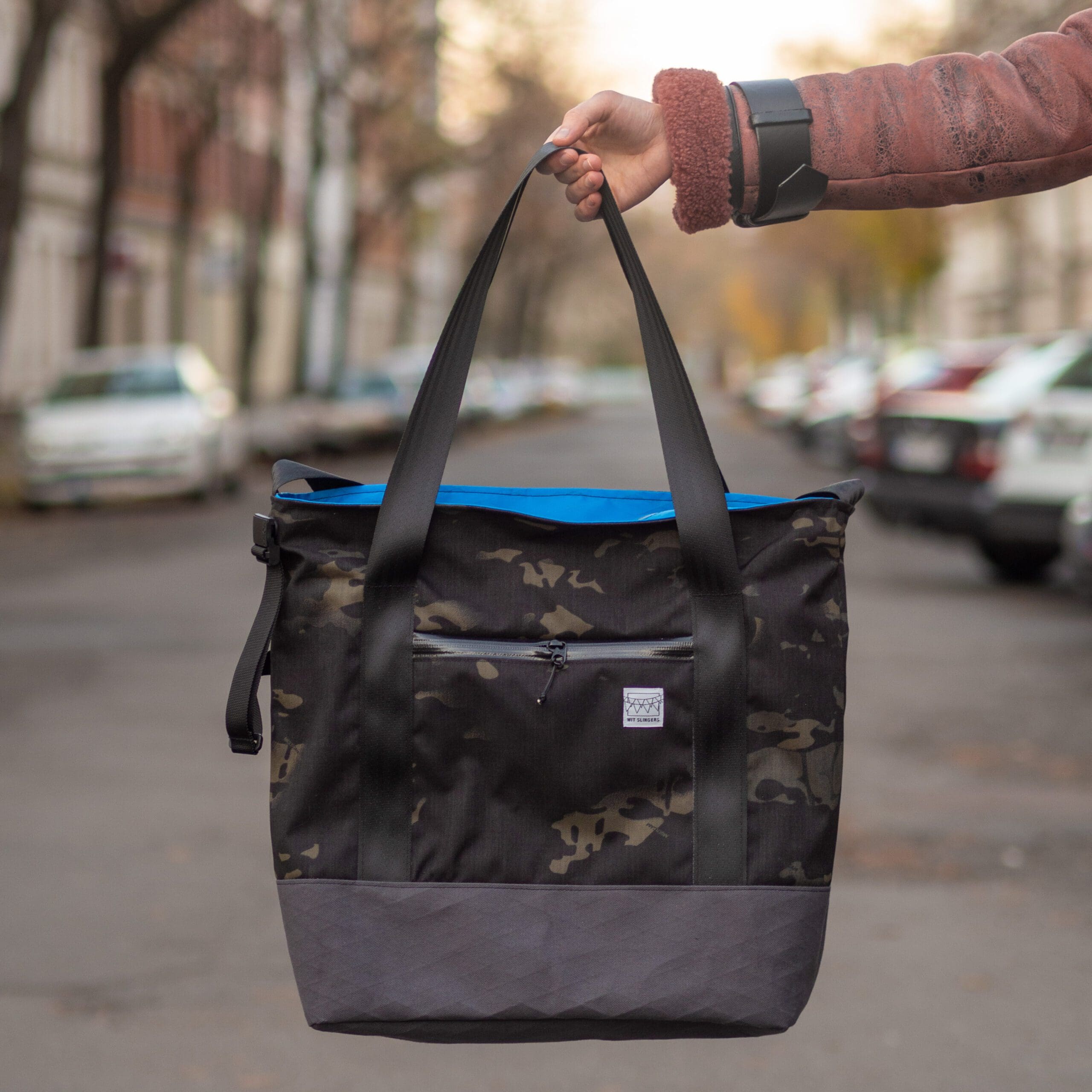 Tote bag