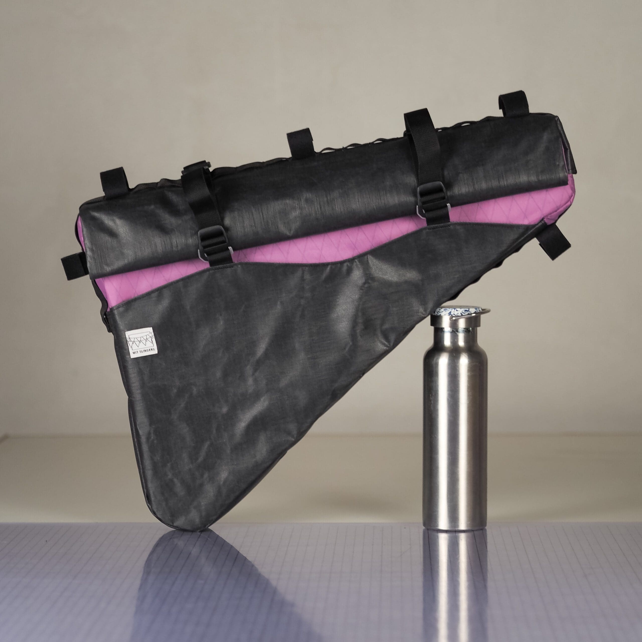 Roll-top frame bag